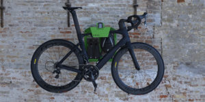Artivelo BikeDock Tour de France green trui green jersey fiets ophangsysteem racefiets ophangen muur muurbeugel Bike Wall Mount bike storage bicycle storage Road bike hanging wall