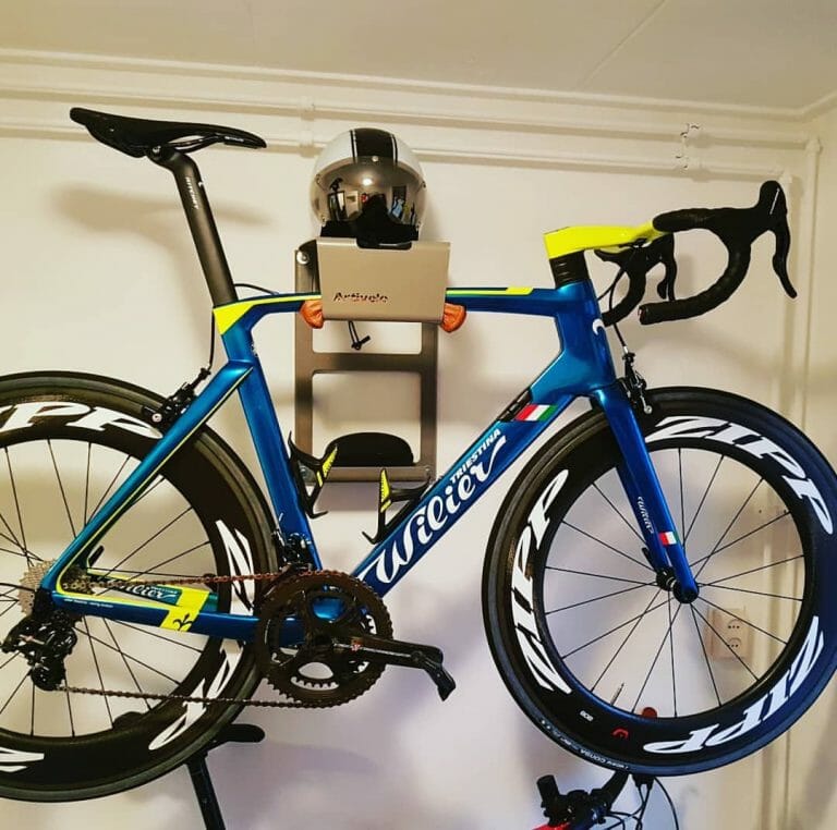 Hang je fiets aan de muur zoals Maikel Artivelo